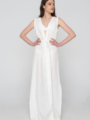 Woman wearing linen beachwear dress